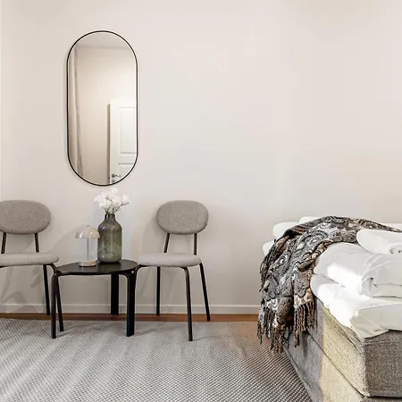 Heimby Homes - Balcony Above The Sea