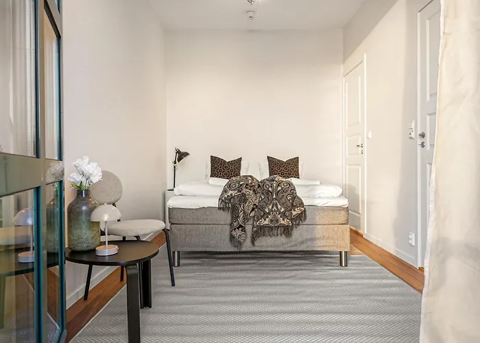 Heimby Homes - Balcony Above The Sea דירה *